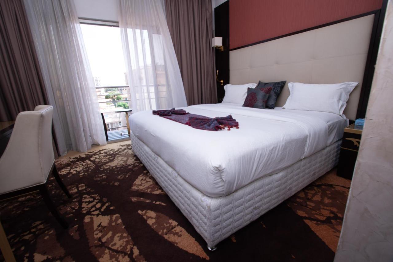 Hotel Fleur De Lys Plateau Дакар Экстерьер фото