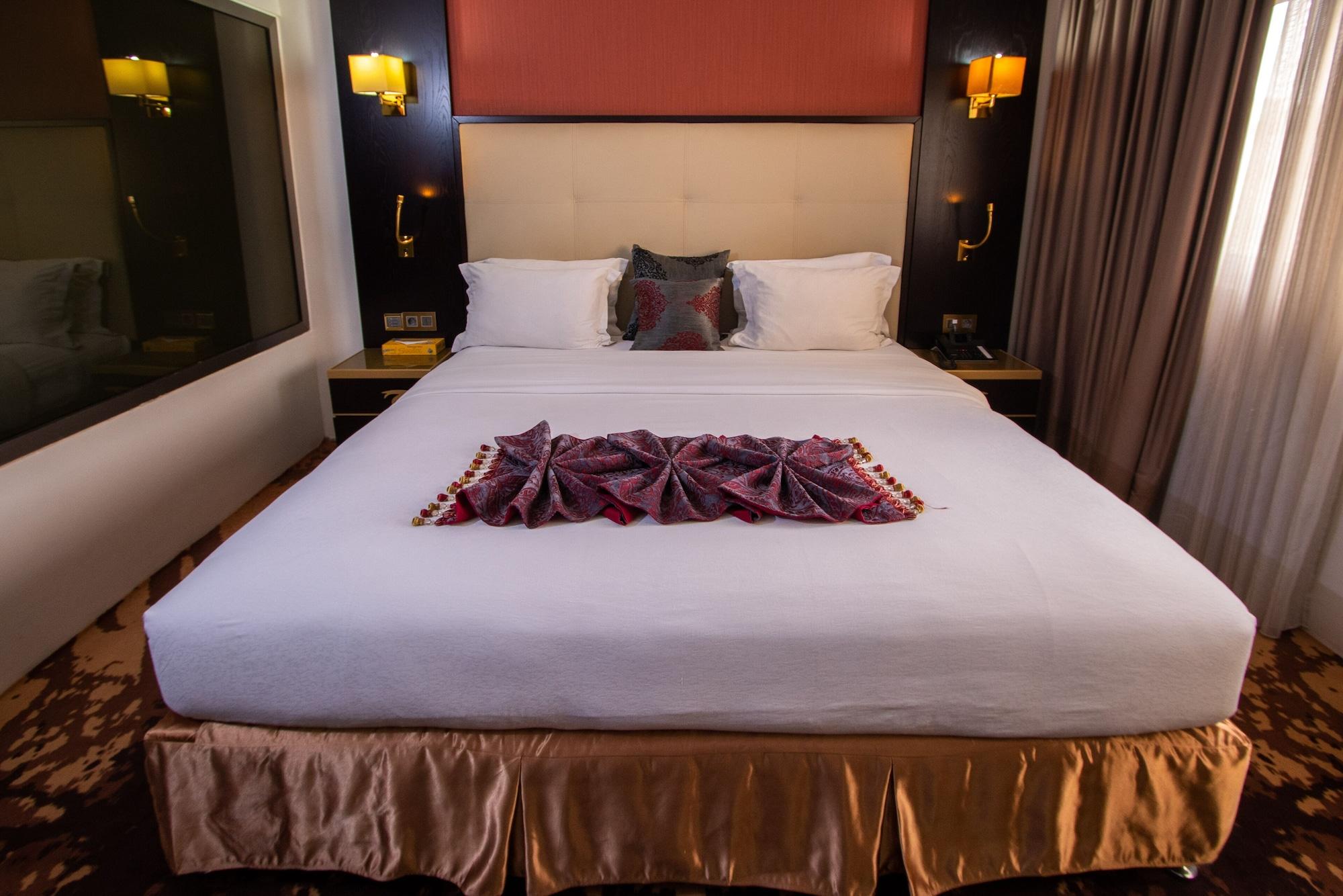 Hotel Fleur De Lys Plateau Дакар Экстерьер фото