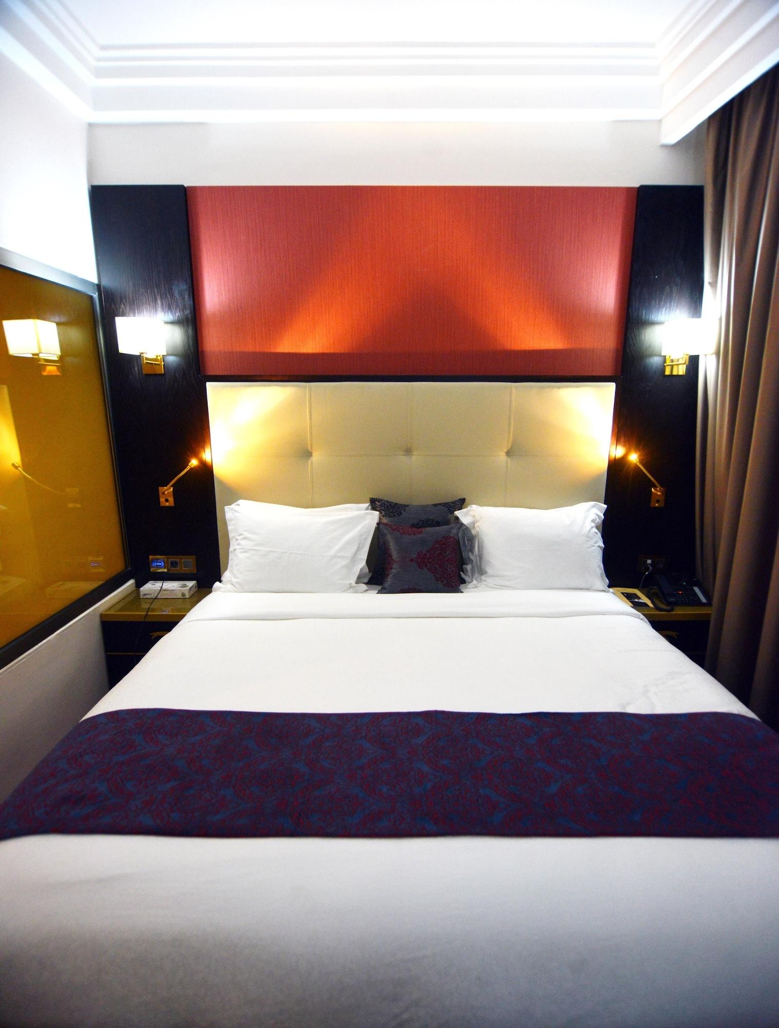 Hotel Fleur De Lys Plateau Дакар Экстерьер фото