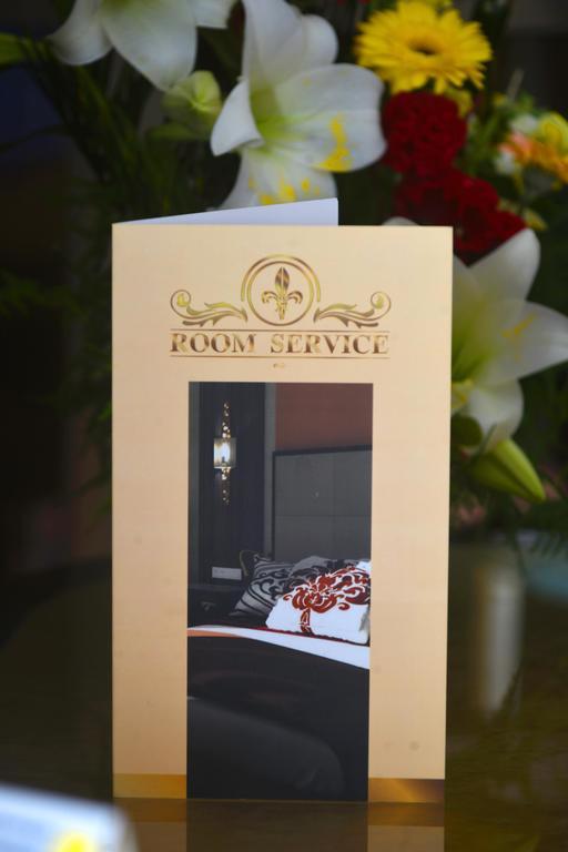 Hotel Fleur De Lys Plateau Дакар Экстерьер фото
