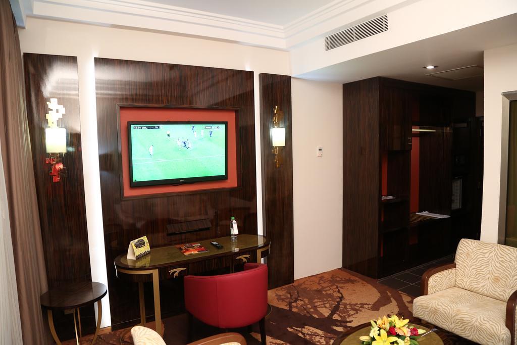 Hotel Fleur De Lys Plateau Дакар Экстерьер фото