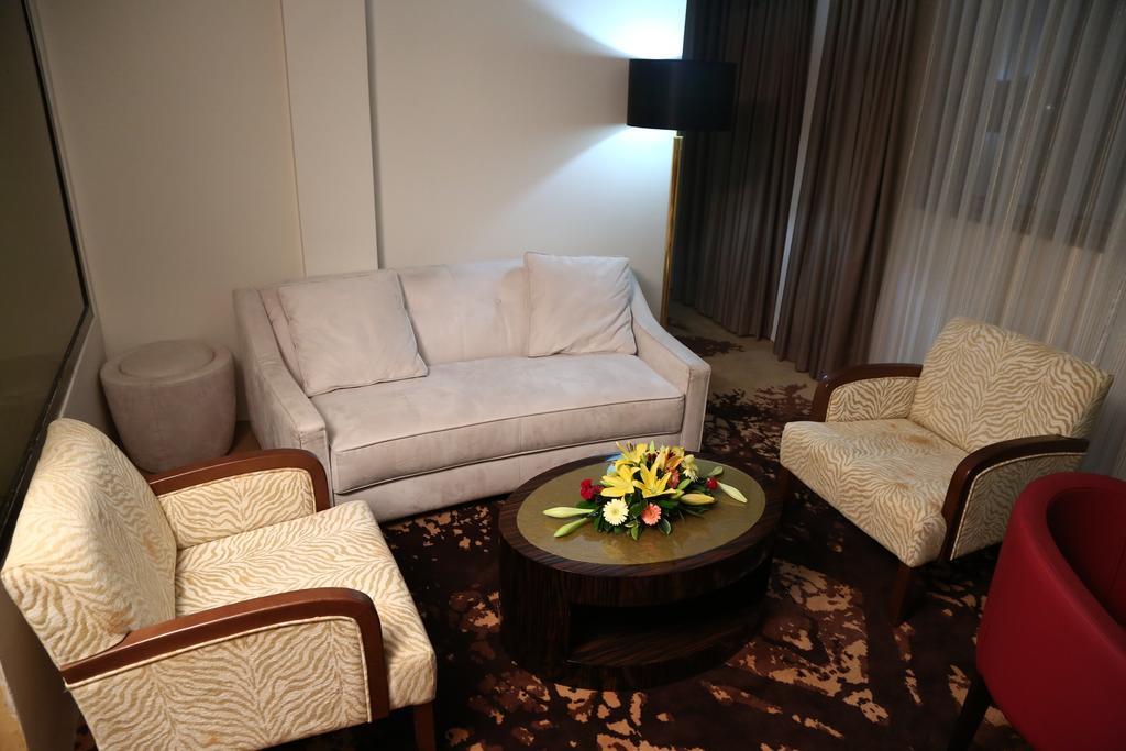 Hotel Fleur De Lys Plateau Дакар Экстерьер фото