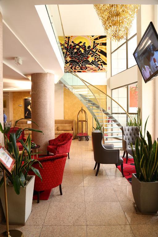 Hotel Fleur De Lys Plateau Дакар Экстерьер фото